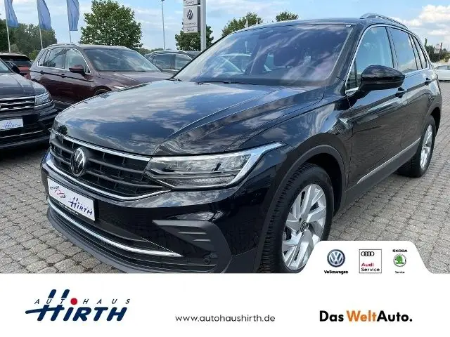 Photo 1 : Volkswagen Tiguan 2023 Petrol