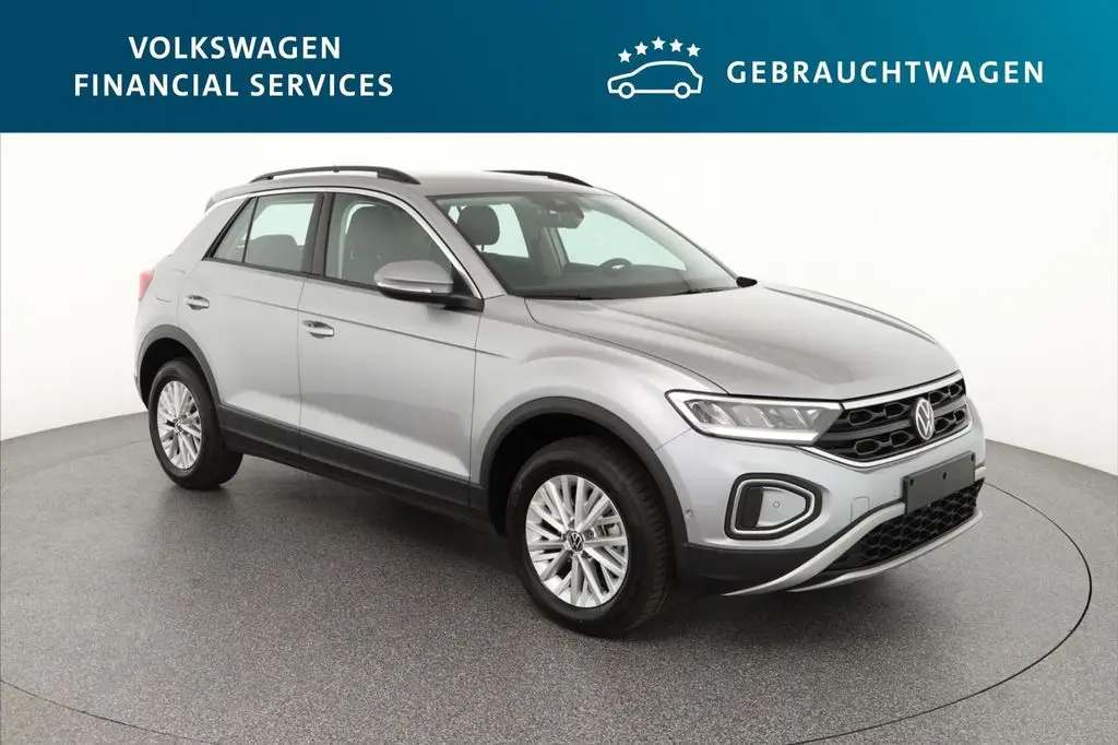 Photo 1 : Volkswagen T-roc 2023 Essence