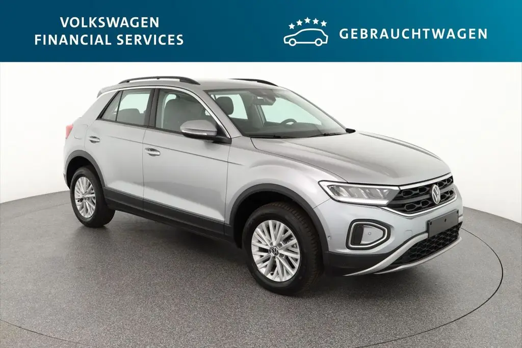 Photo 1 : Volkswagen T-roc 2023 Essence