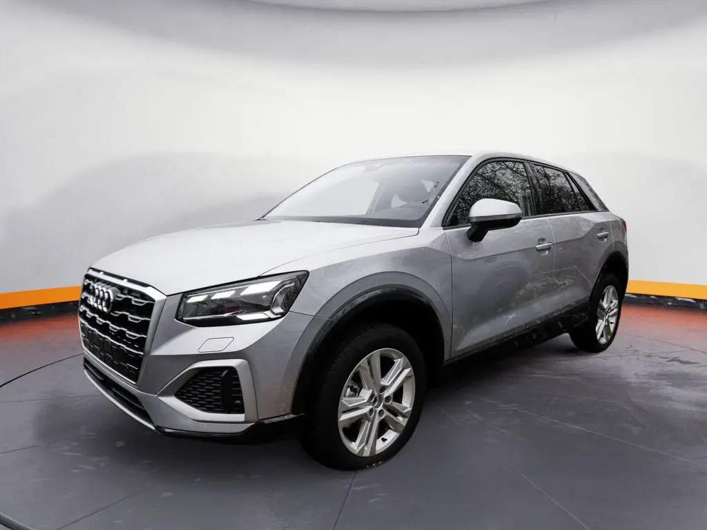 Photo 1 : Audi Q2 2024 Essence