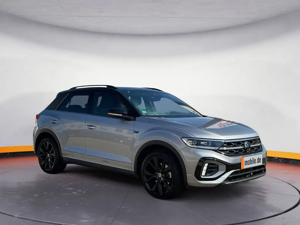 Photo 1 : Volkswagen T-roc 2023 Essence