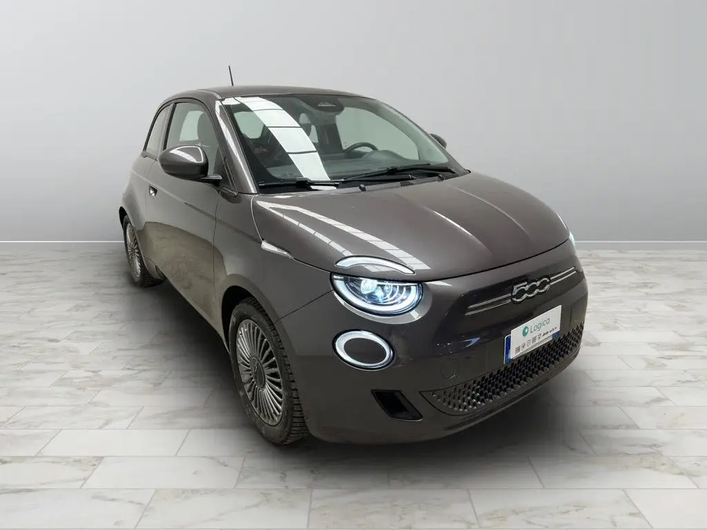 Photo 1 : Fiat 500 2021 Non renseigné