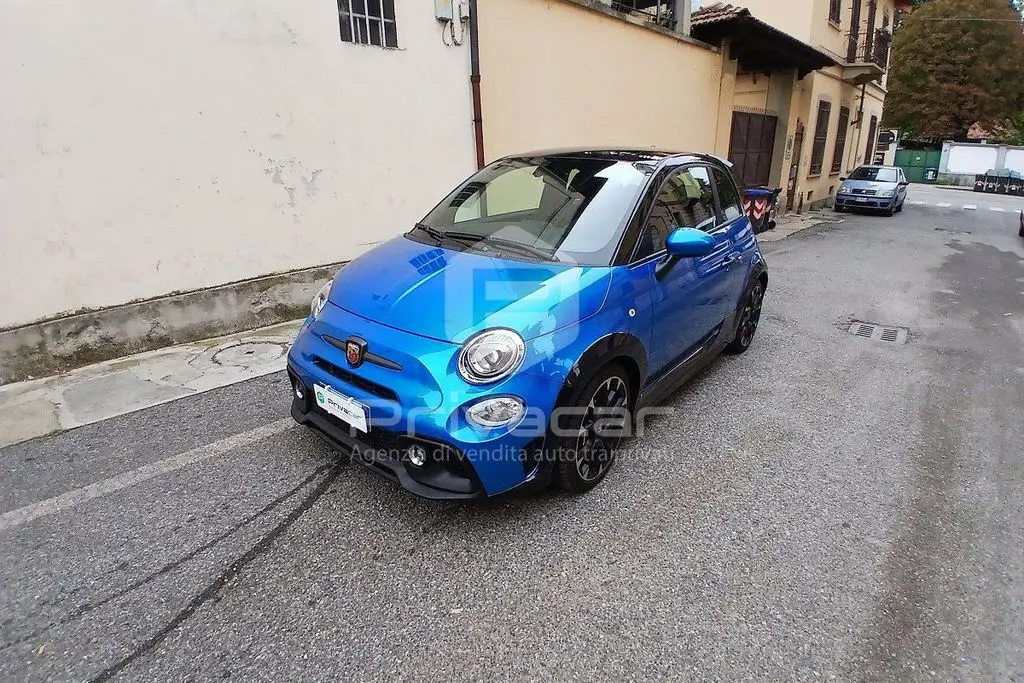 Photo 1 : Abarth 695 2022 Petrol