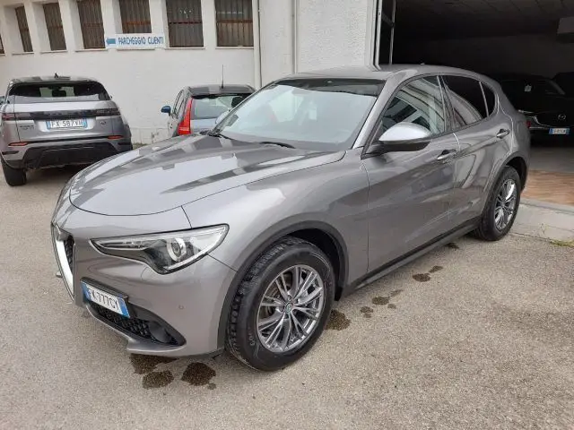 Photo 1 : Alfa Romeo Stelvio 2017 Diesel