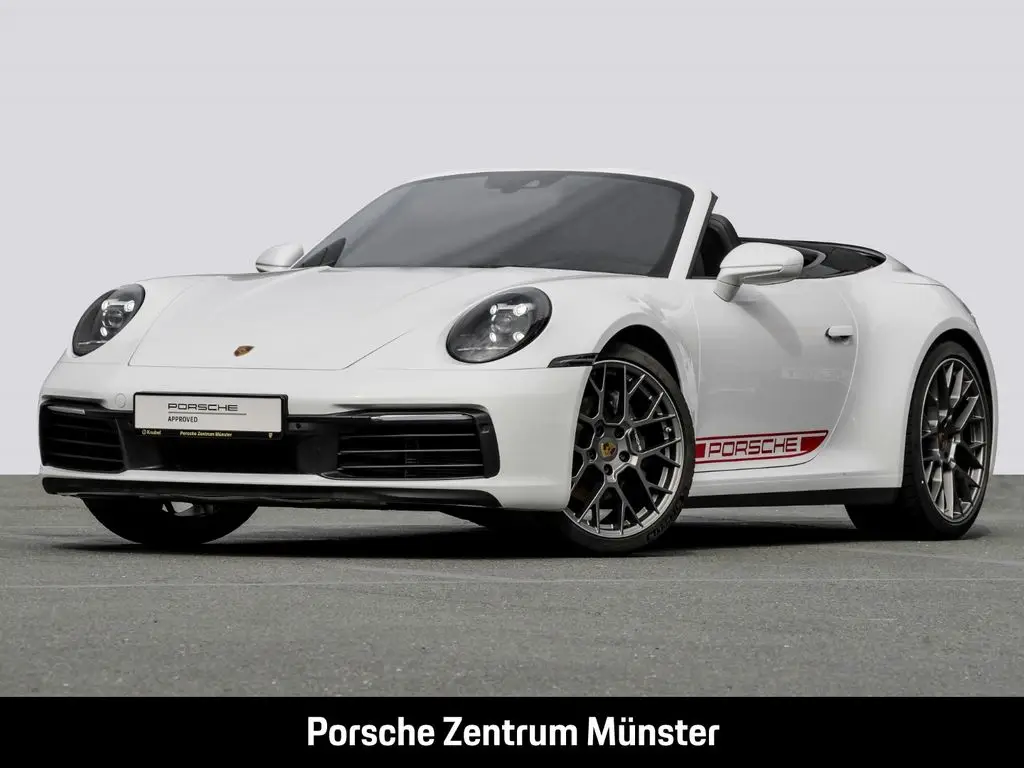 Photo 1 : Porsche 992 2022 Essence