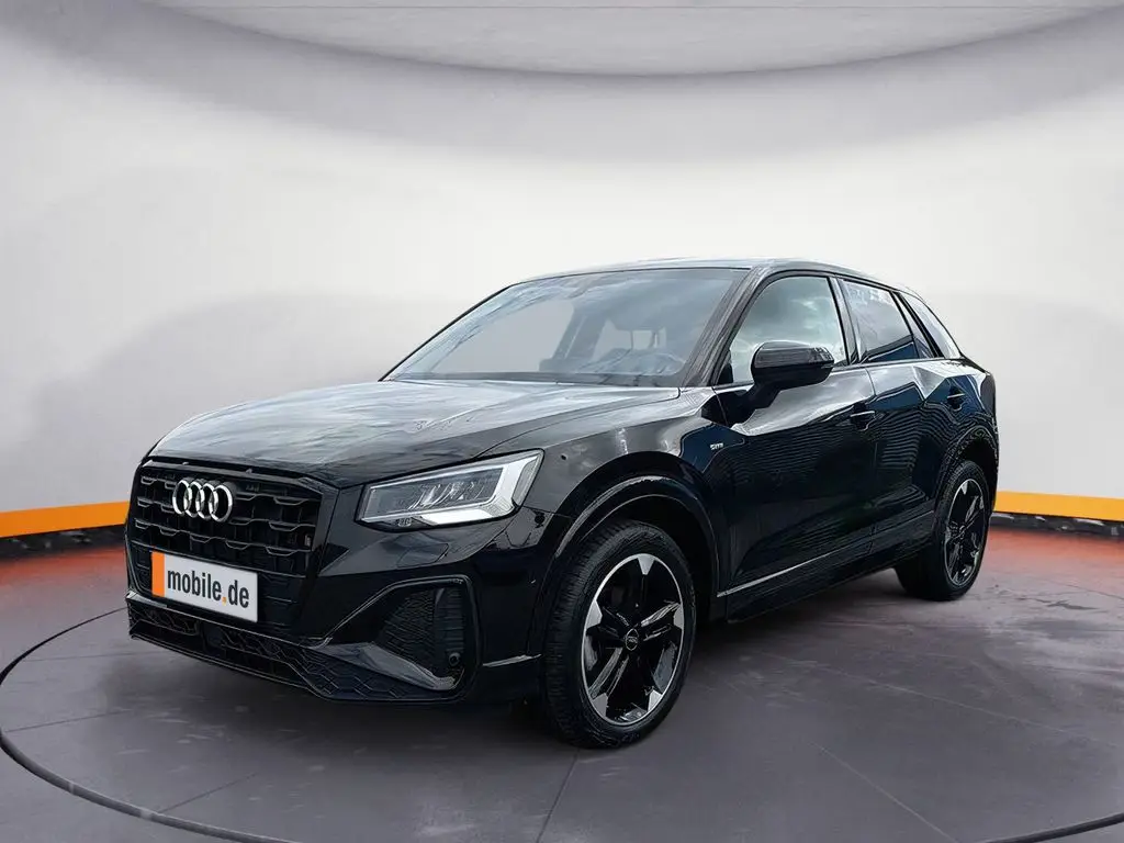 Photo 1 : Audi Q2 2023 Petrol