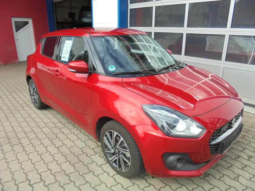 Photo 1 : Suzuki Swift 2024 Essence