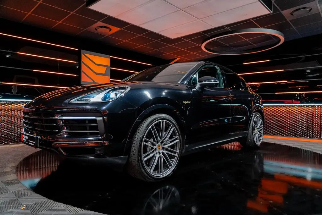 Photo 1 : Porsche Cayenne 2020 Hybrid