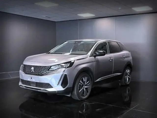 Photo 1 : Peugeot 3008 2022 Hybrid