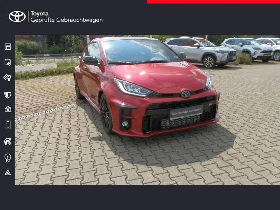 Photo 1 : Toyota Yaris 2024 Petrol