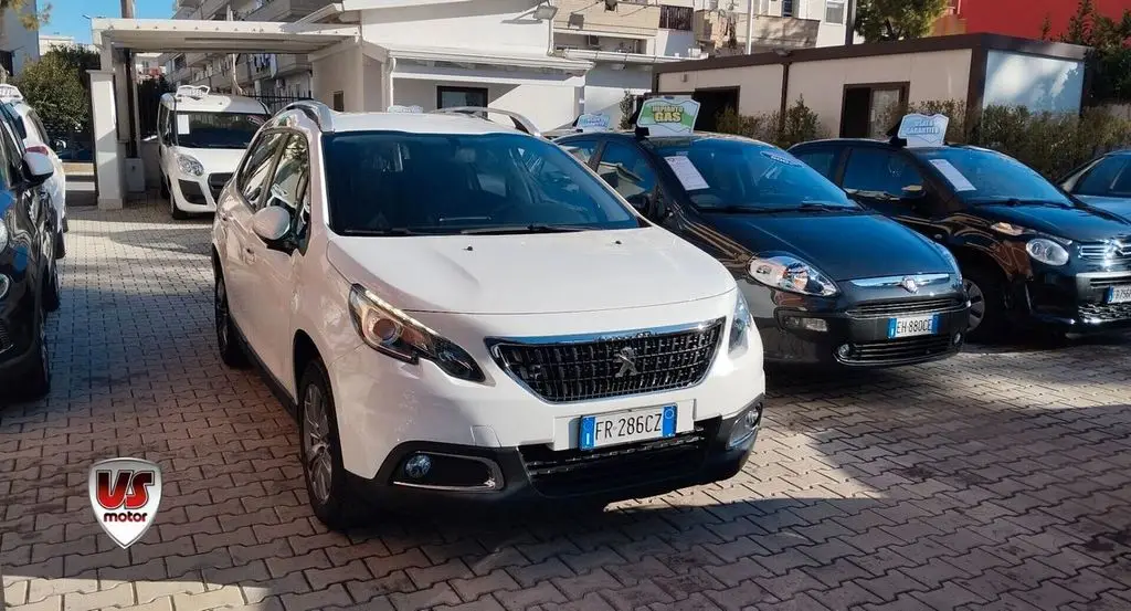 Photo 1 : Peugeot 2008 2018 Diesel