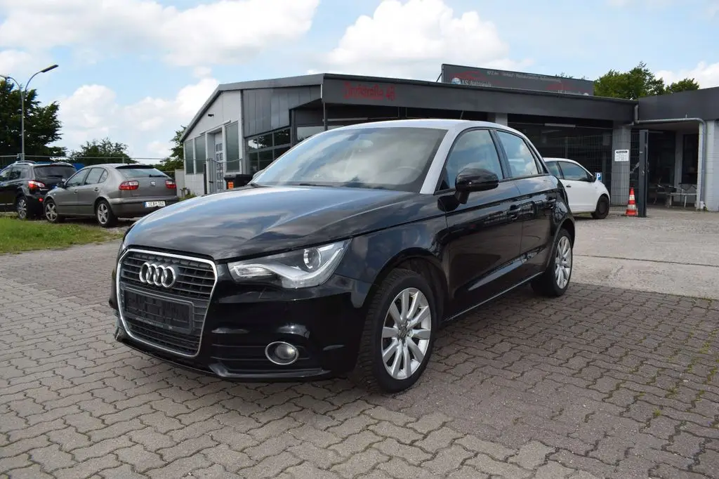 Photo 1 : Audi A1 2014 Diesel