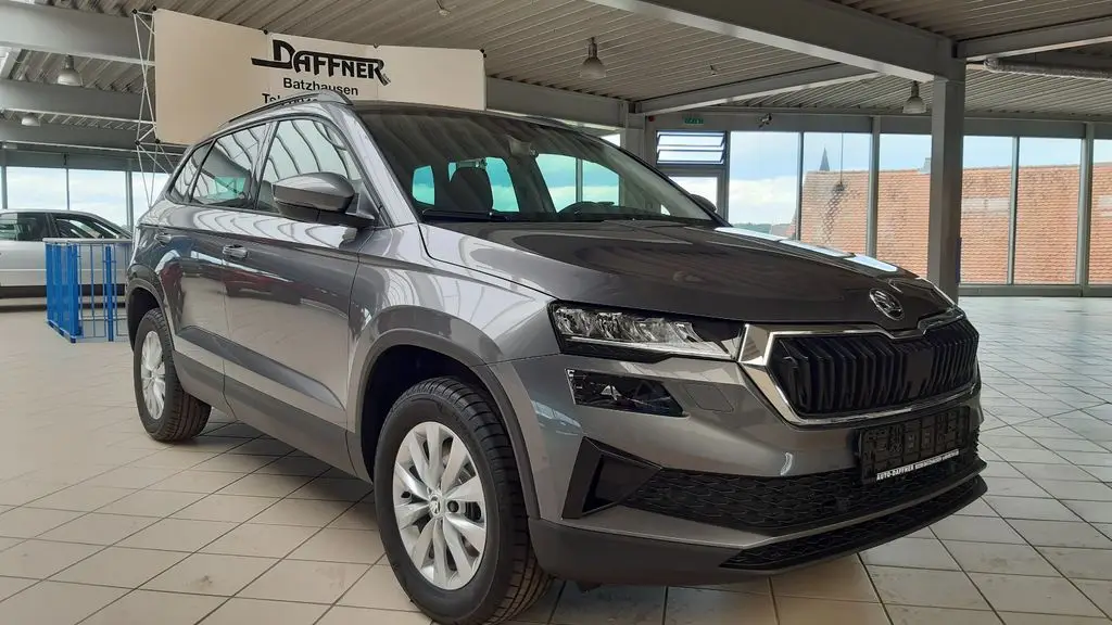 Photo 1 : Skoda Karoq 2023 Essence