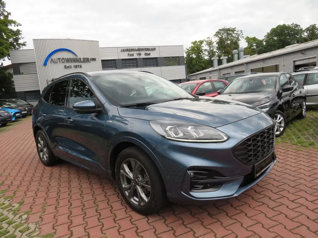 Photo 1 : Ford Kuga 2021 Hybrid