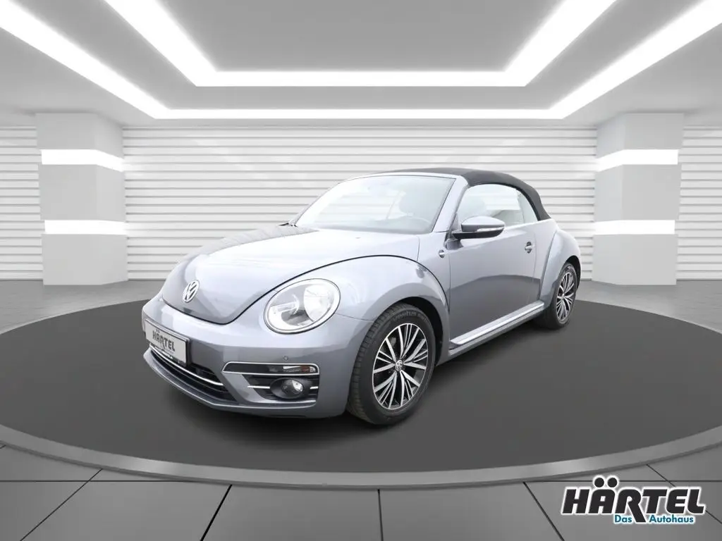 Photo 1 : Volkswagen Beetle 2017 Essence