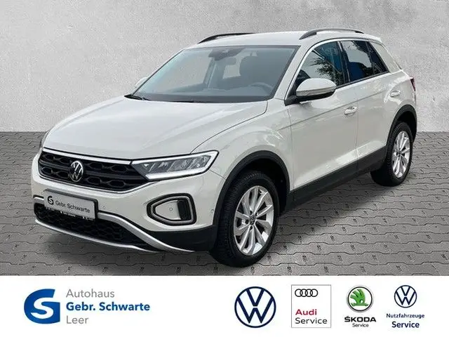 Photo 1 : Volkswagen T-roc 2023 Petrol