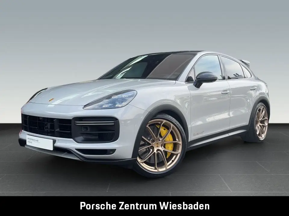 Photo 1 : Porsche Cayenne 2022 Essence