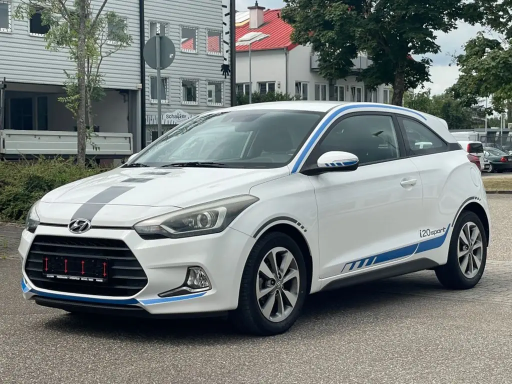 Photo 1 : Hyundai I20 2015 Petrol