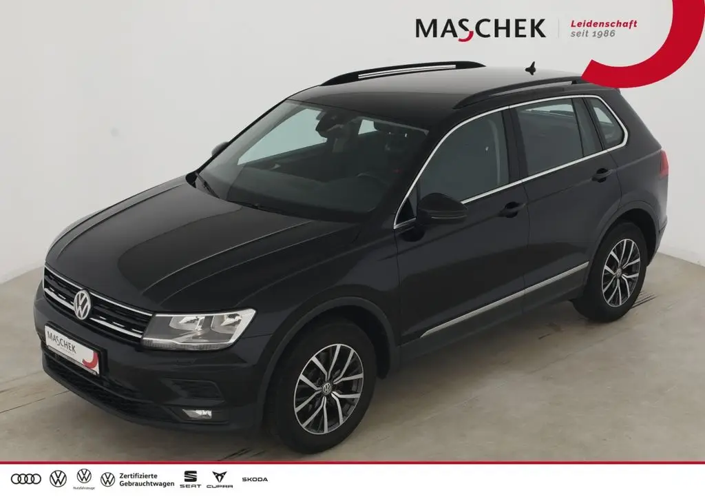 Photo 1 : Volkswagen Tiguan 2019 Essence