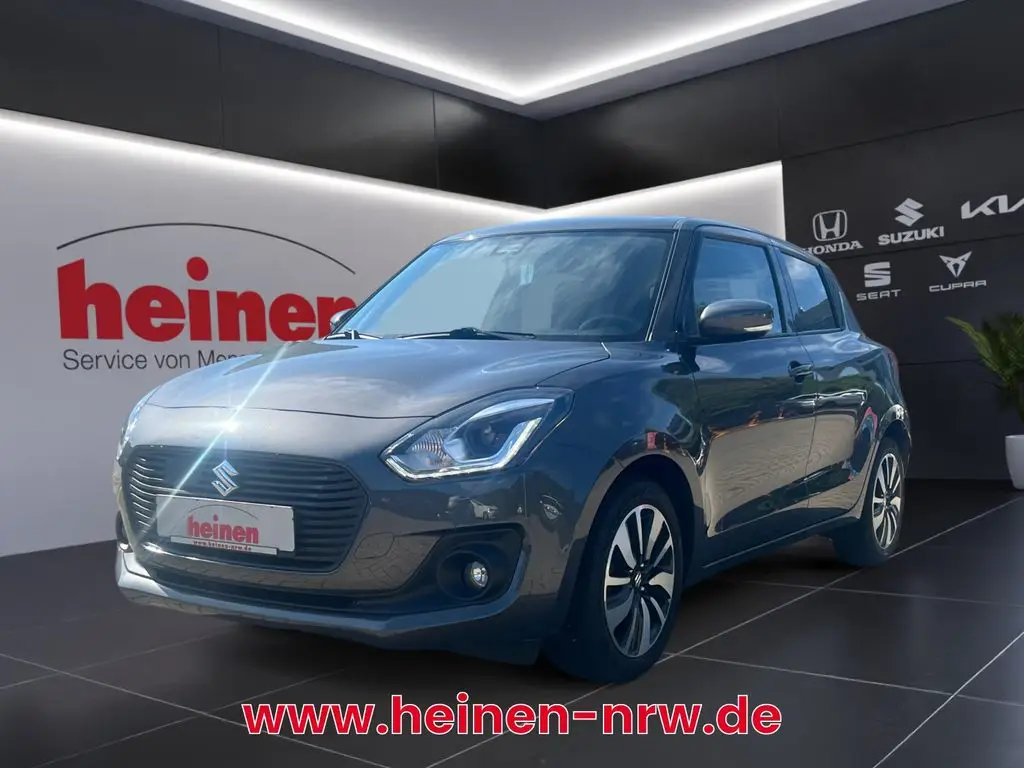 Photo 1 : Suzuki Swift 2019 Petrol