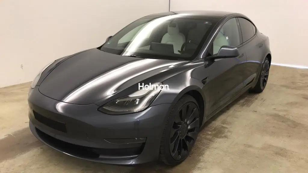 Photo 1 : Tesla Model 3 2021 Non renseigné