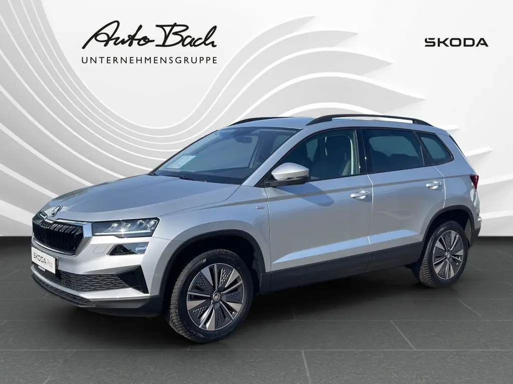 Photo 1 : Skoda Karoq 2023 Essence