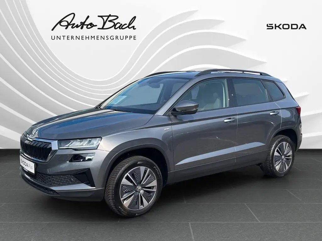 Photo 1 : Skoda Karoq 2023 Essence