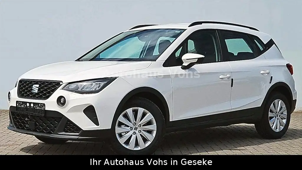 Photo 1 : Seat Arona 2024 Essence