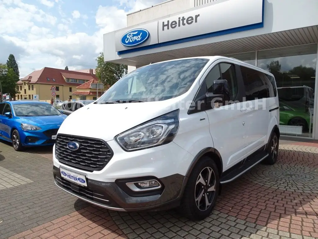 Photo 1 : Ford Tourneo 2023 Diesel