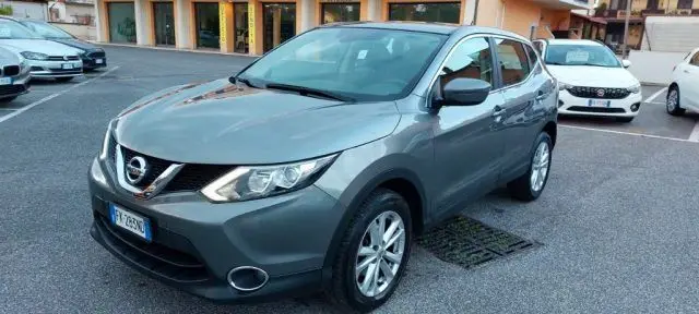 Photo 1 : Nissan Qashqai 2017 Diesel