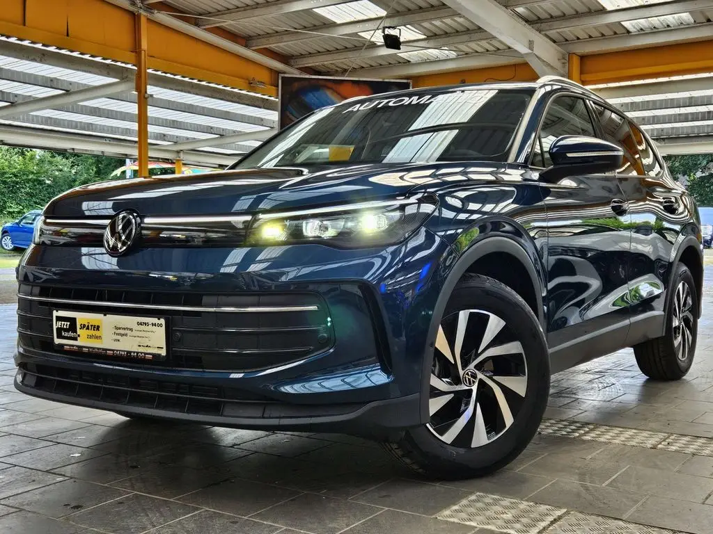 Photo 1 : Volkswagen Tiguan 2024 Petrol