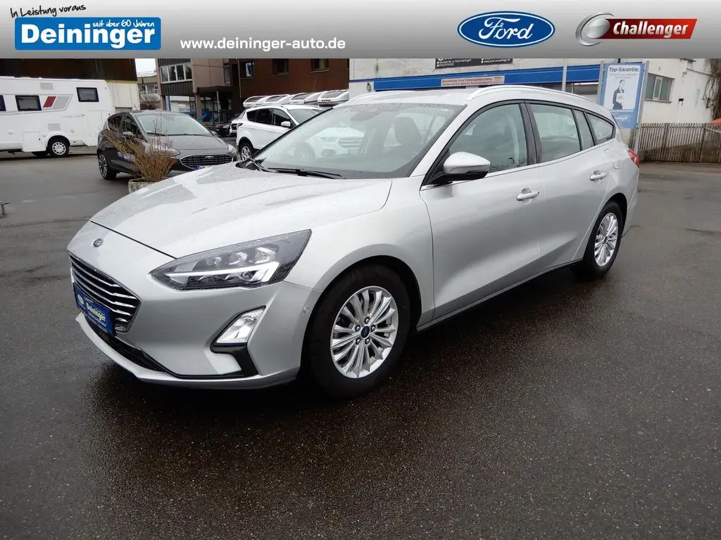 Photo 1 : Ford Focus 2019 Petrol