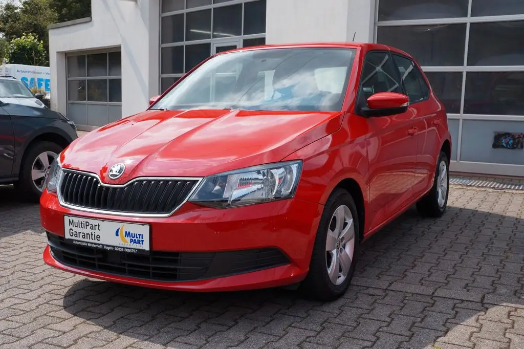 Photo 1 : Skoda Fabia 2017 Essence