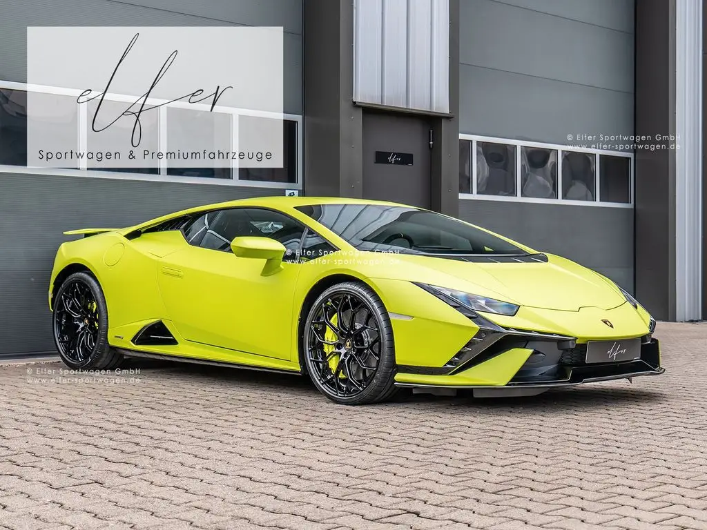 Photo 1 : Lamborghini Huracan 2024 Essence