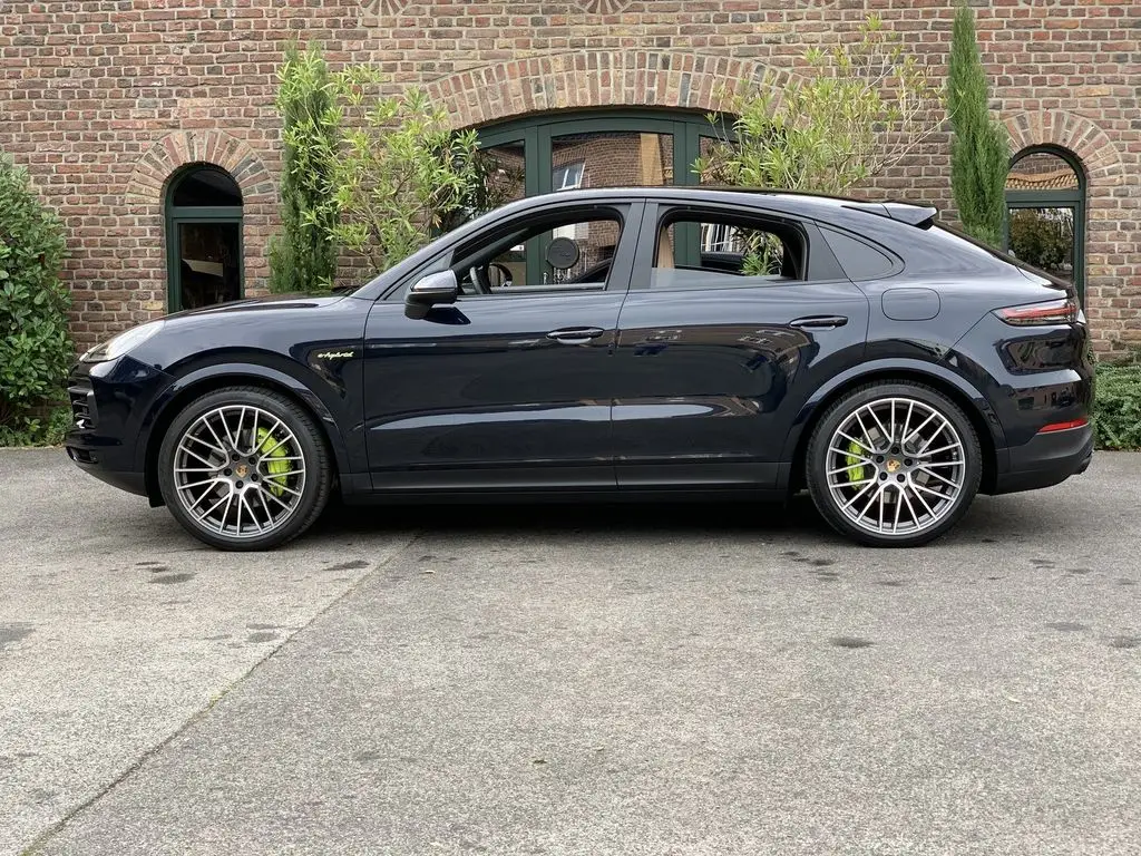 Photo 1 : Porsche Cayenne 2022 Hybride