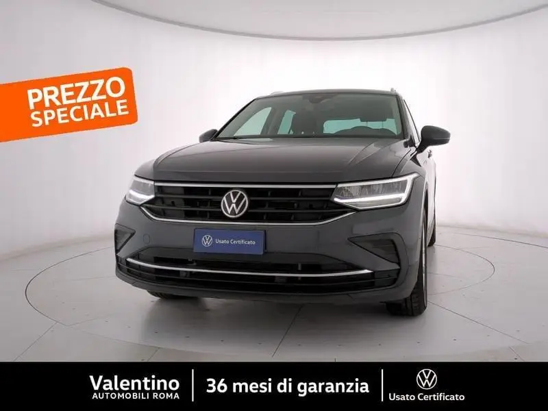 Photo 1 : Volkswagen Tiguan 2021 Essence