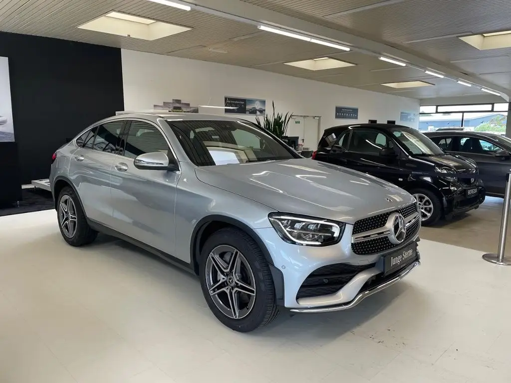 Photo 1 : Mercedes-benz Classe Glc 2022 Essence