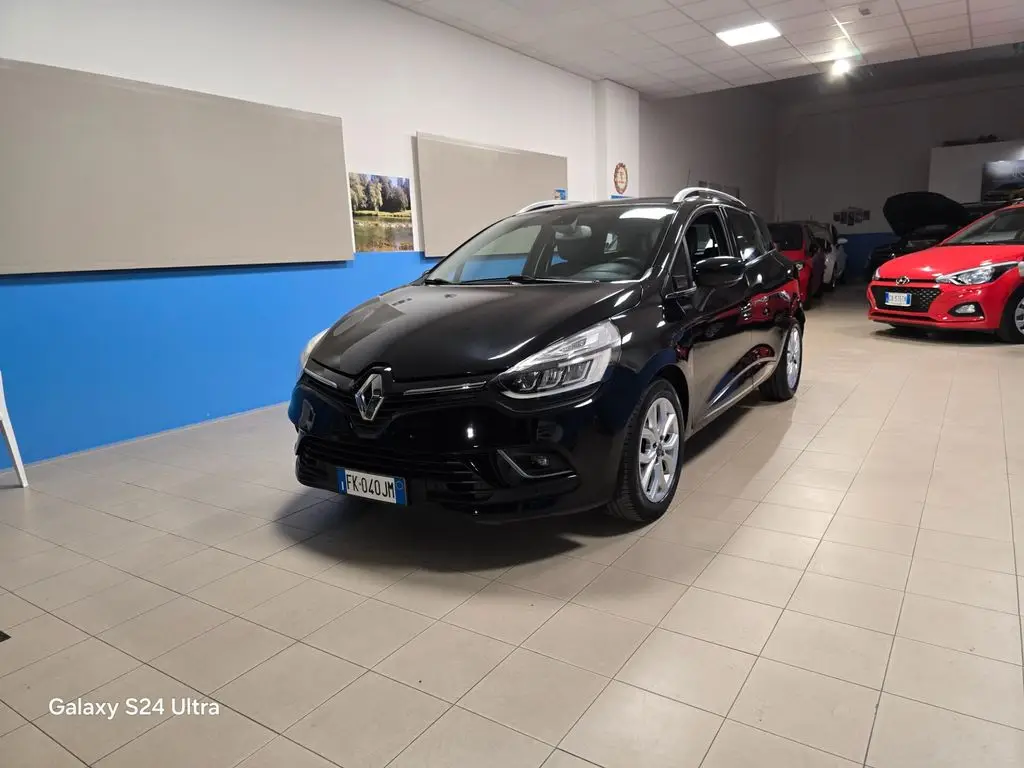 Photo 1 : Renault Clio 2017 Diesel