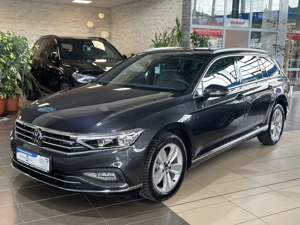 Photo 1 : Volkswagen Passat 2023 Diesel