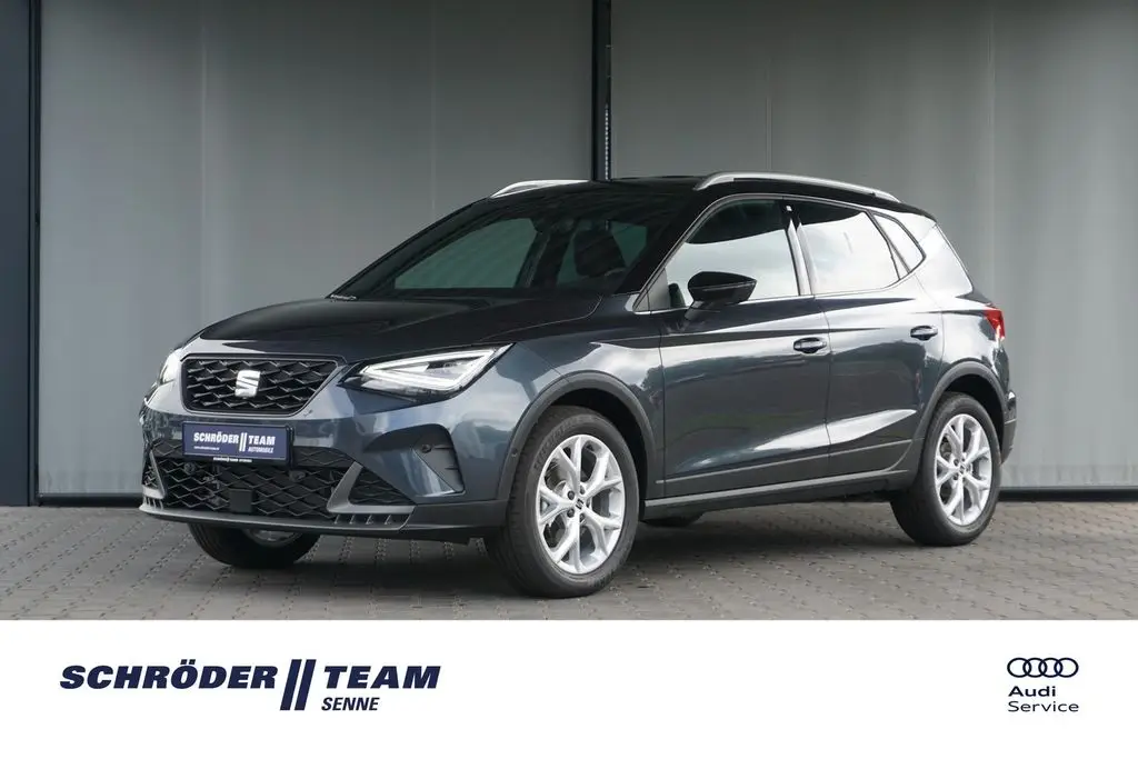 Photo 1 : Seat Arona 2024 Essence