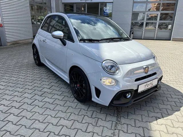 Photo 1 : Abarth 595 2023 Petrol