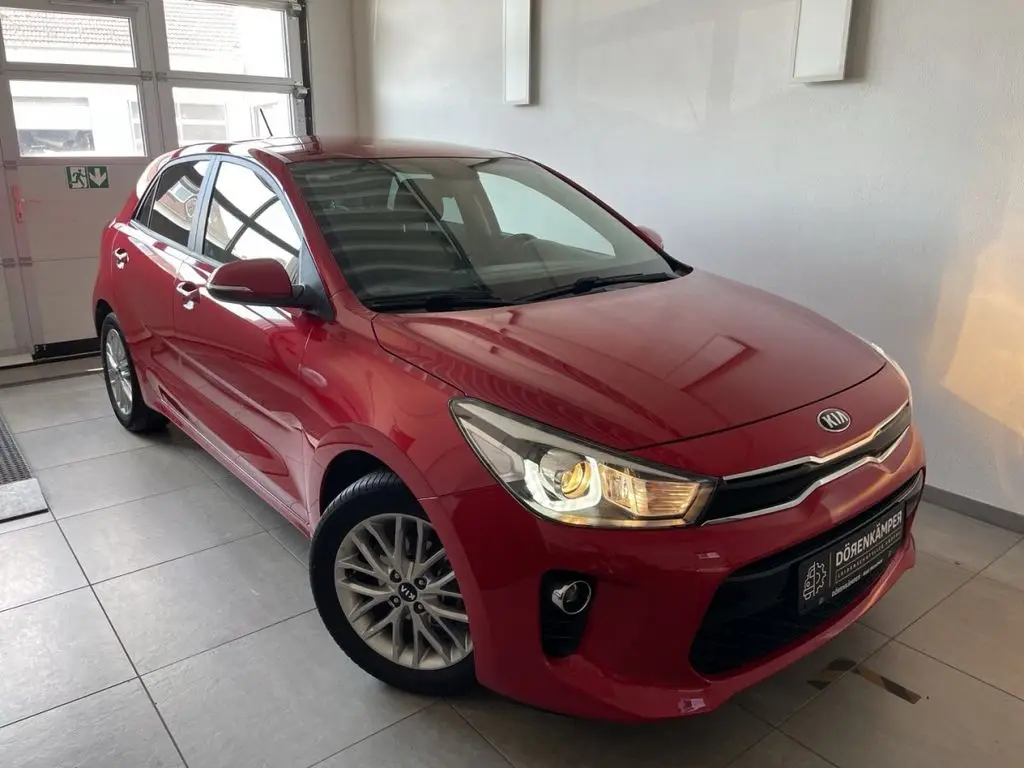 Photo 1 : Kia Rio 2017 Petrol