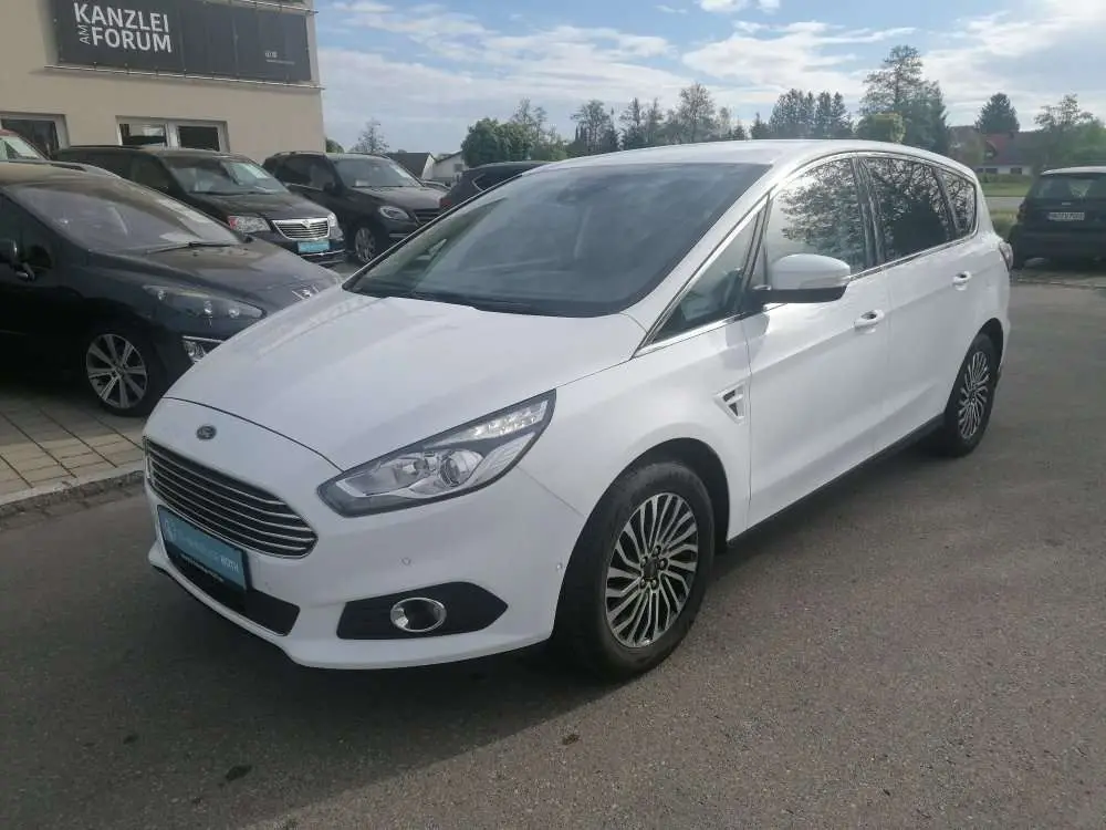 Photo 1 : Ford S-max 2019 Petrol