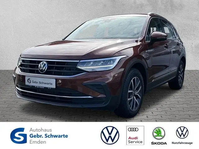 Photo 1 : Volkswagen Tiguan 2020 Essence