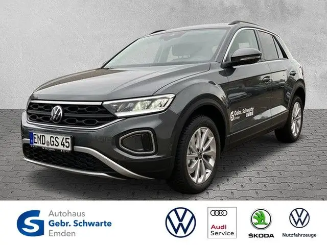 Photo 1 : Volkswagen T-roc 2024 Essence