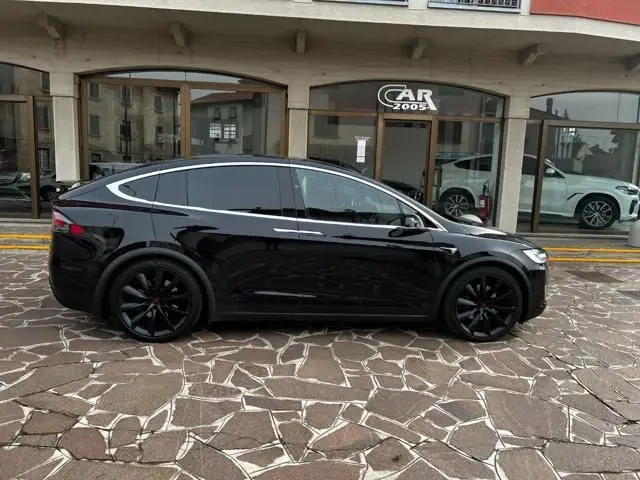 Photo 1 : Tesla Model X 2017 Not specified