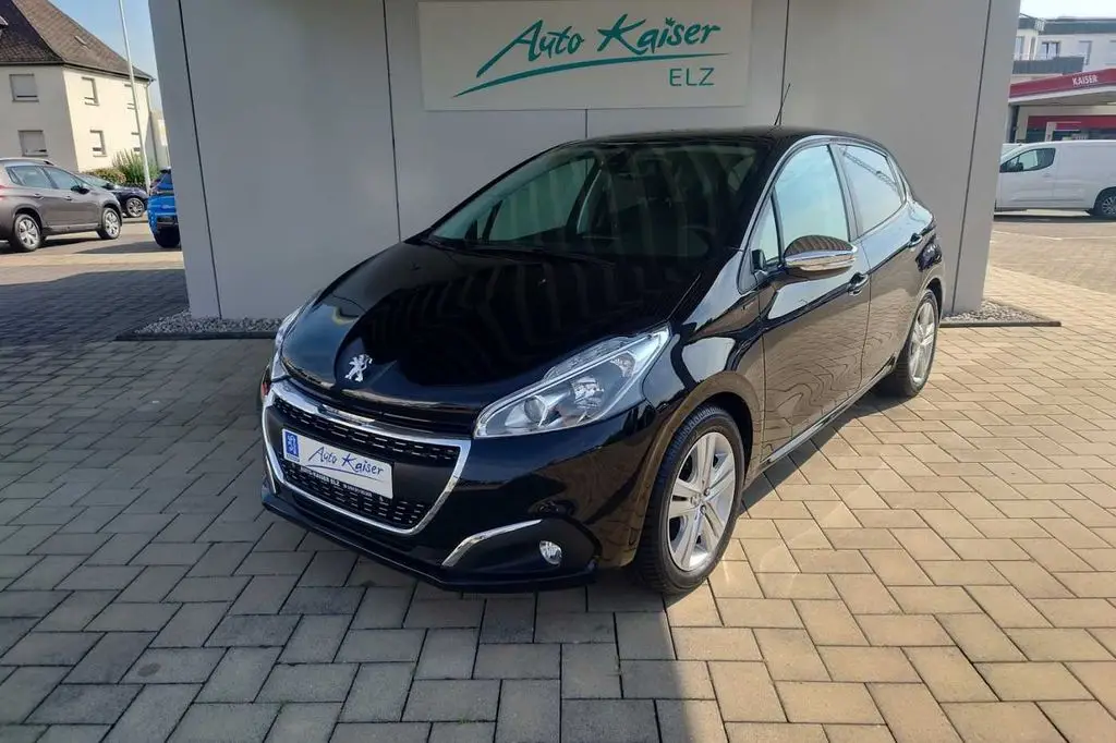 Photo 1 : Peugeot 208 2019 Essence