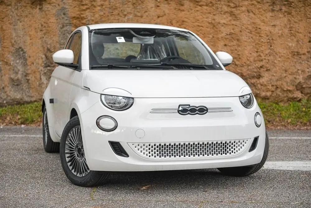 Photo 1 : Fiat 500 2022 Not specified