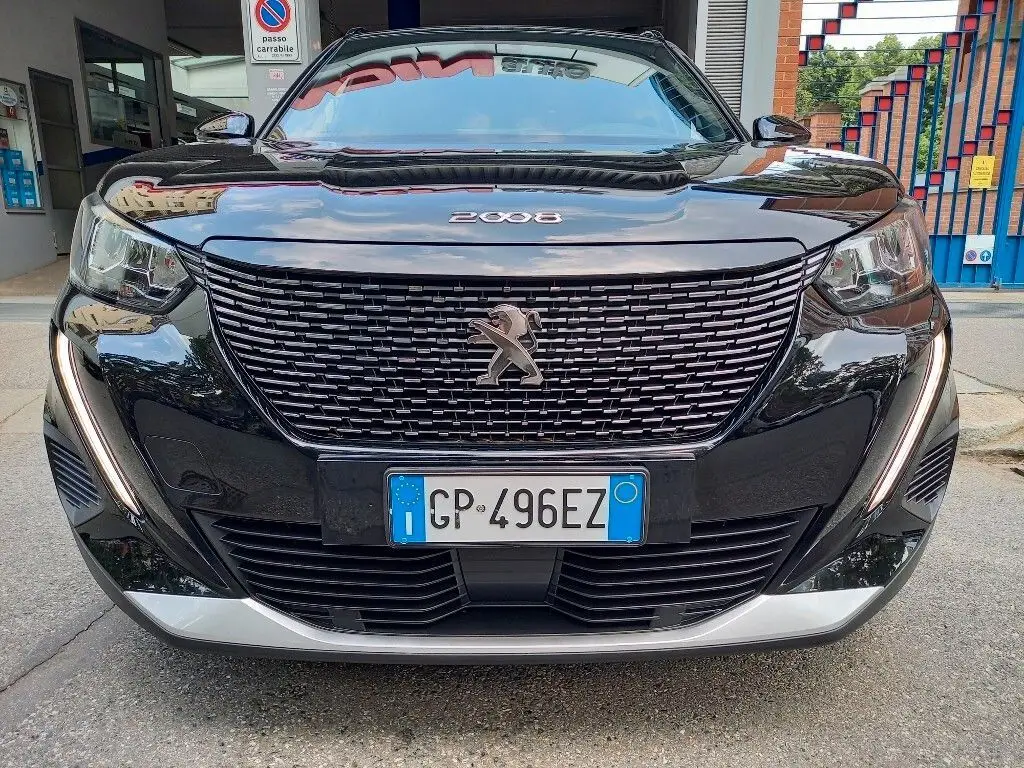 Photo 1 : Peugeot 2008 2023 Petrol