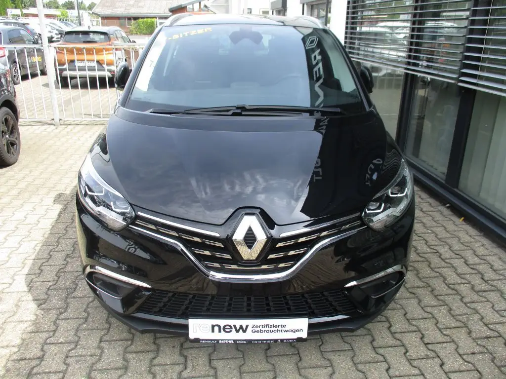 Photo 1 : Renault Grand Scenic 2023 Essence